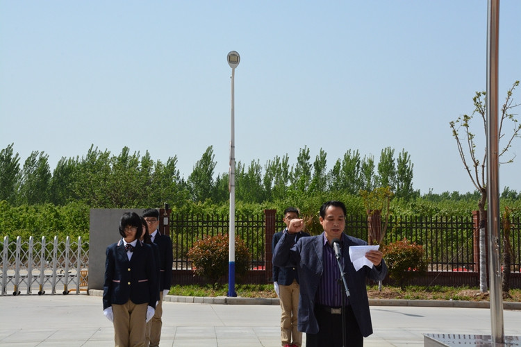 领事讲话.JPG